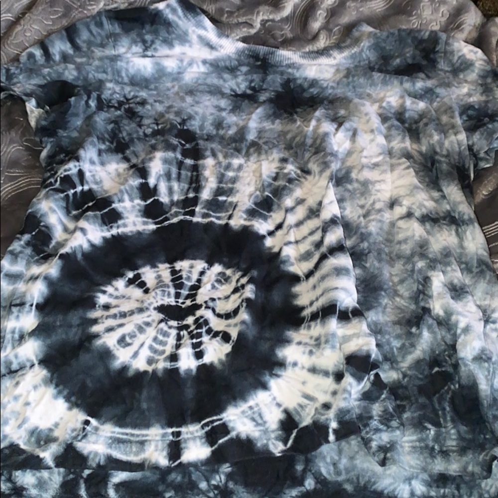 Tie dye forever 21 blue tee shirt